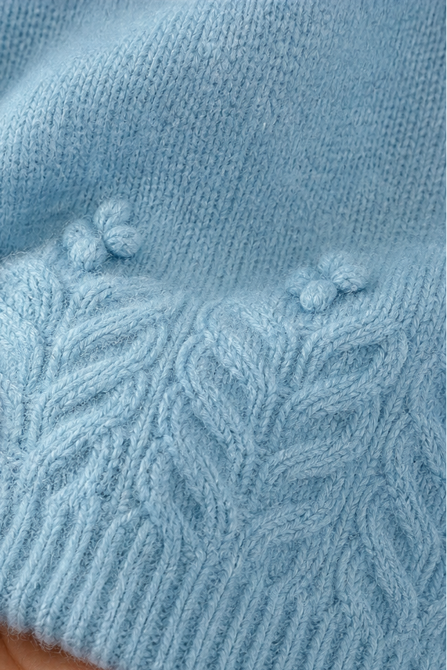 Women's Graceful Cable Knit Crewneck Sweater