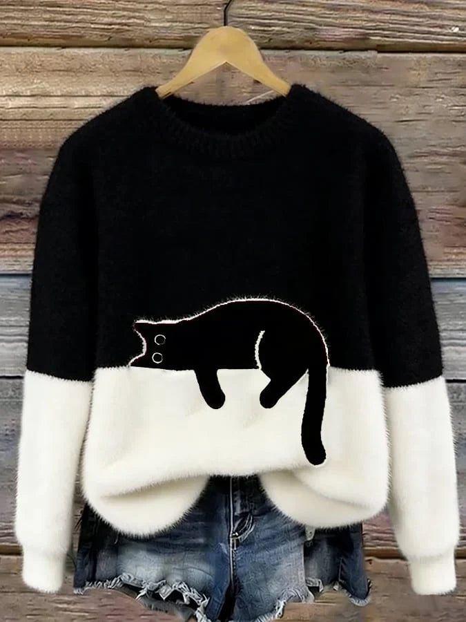 Cozy Women's Oversized Sweater for Winter Days in Black