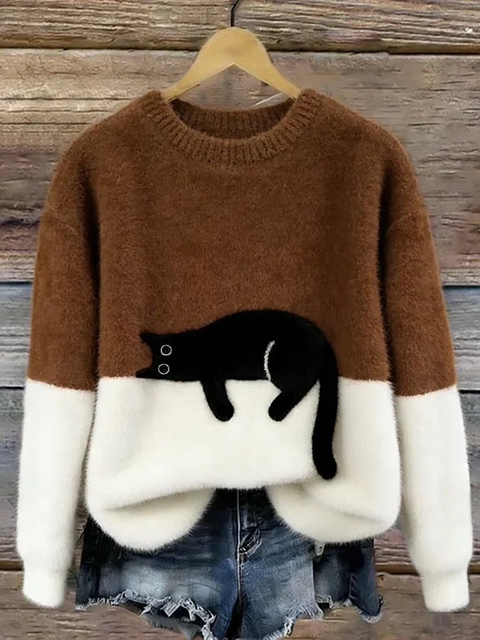 Cozy Women's Oversized Sweater for Winter Days in Brown