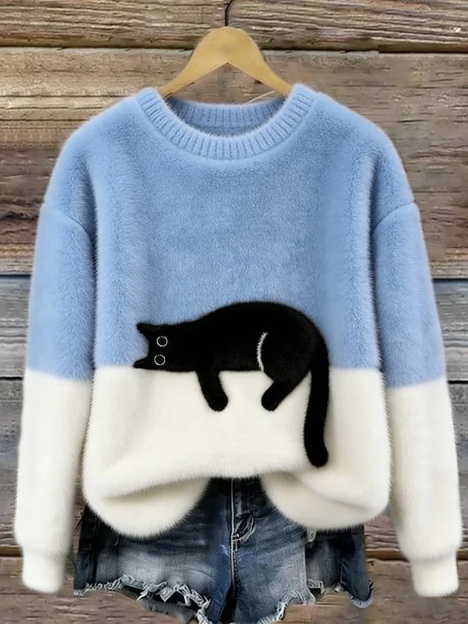 Cozy Women's Oversized Sweater for Winter Days in Light Blue