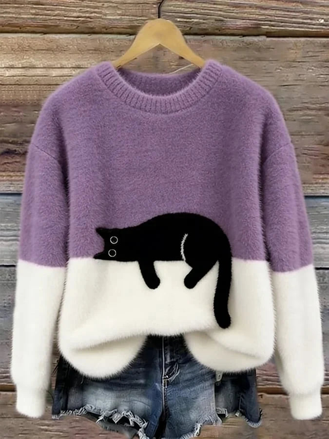 Cozy Women's Oversized Sweater for Winter Days in Purple