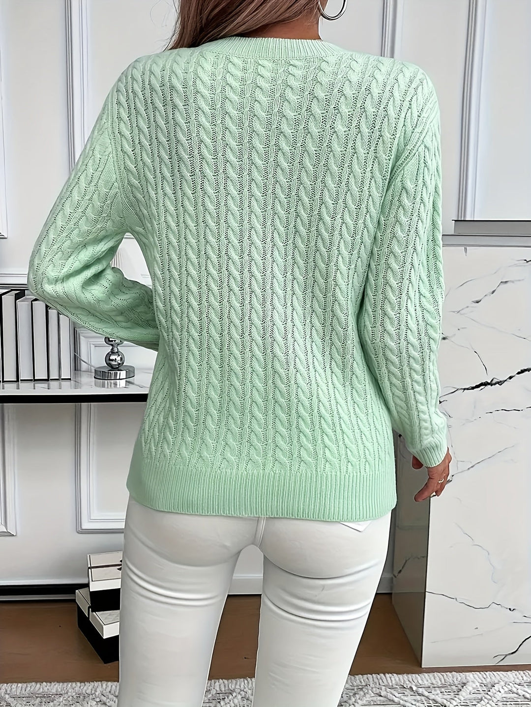 Women's Effortlessly Stylish Cable Knit Crewneck Sweater