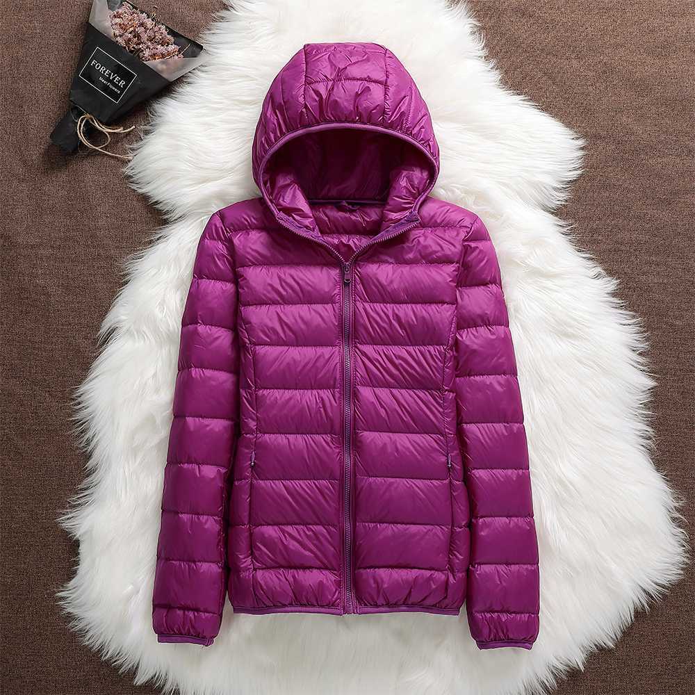 Women's Lightweight Quilted Puffer Jacket with Hood