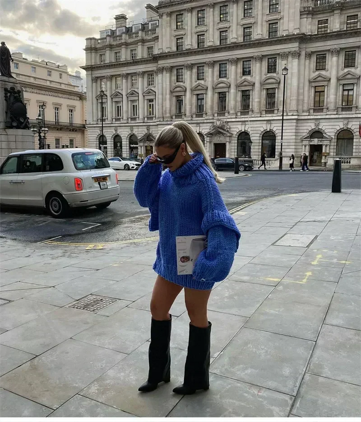Women's Chunky Knit Sweater for Winter Layering in Blue