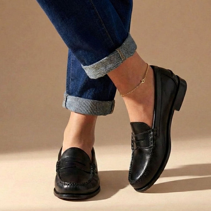 Women's Elegant Leather Flats with Penny Detail in Black