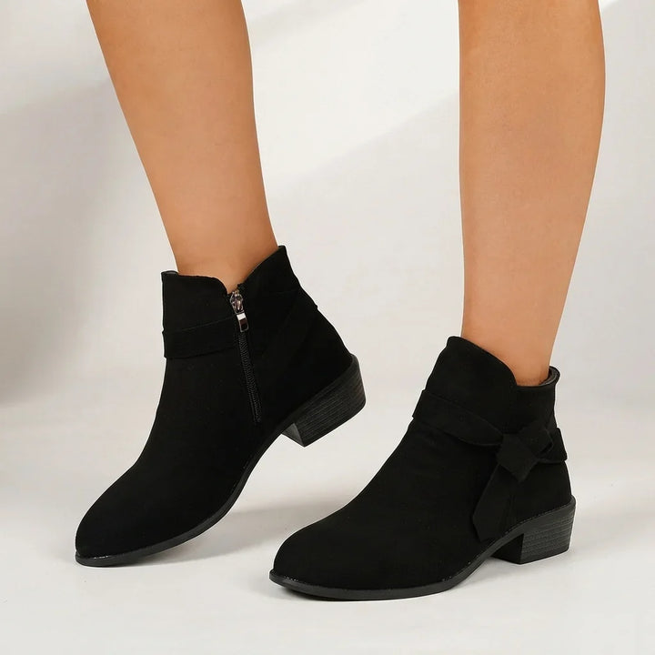 Women's Fall Boots with Pointed-Toe Block Heel in Black