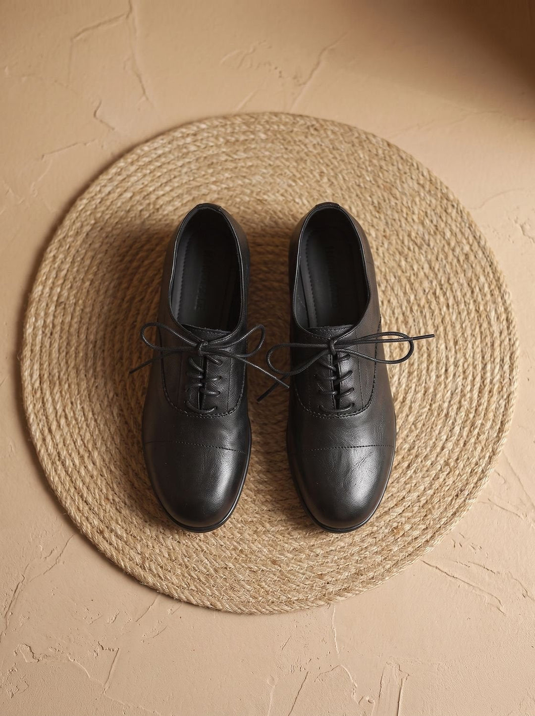 Women's Leather Lace-Up Flats, Heritage Design (21)