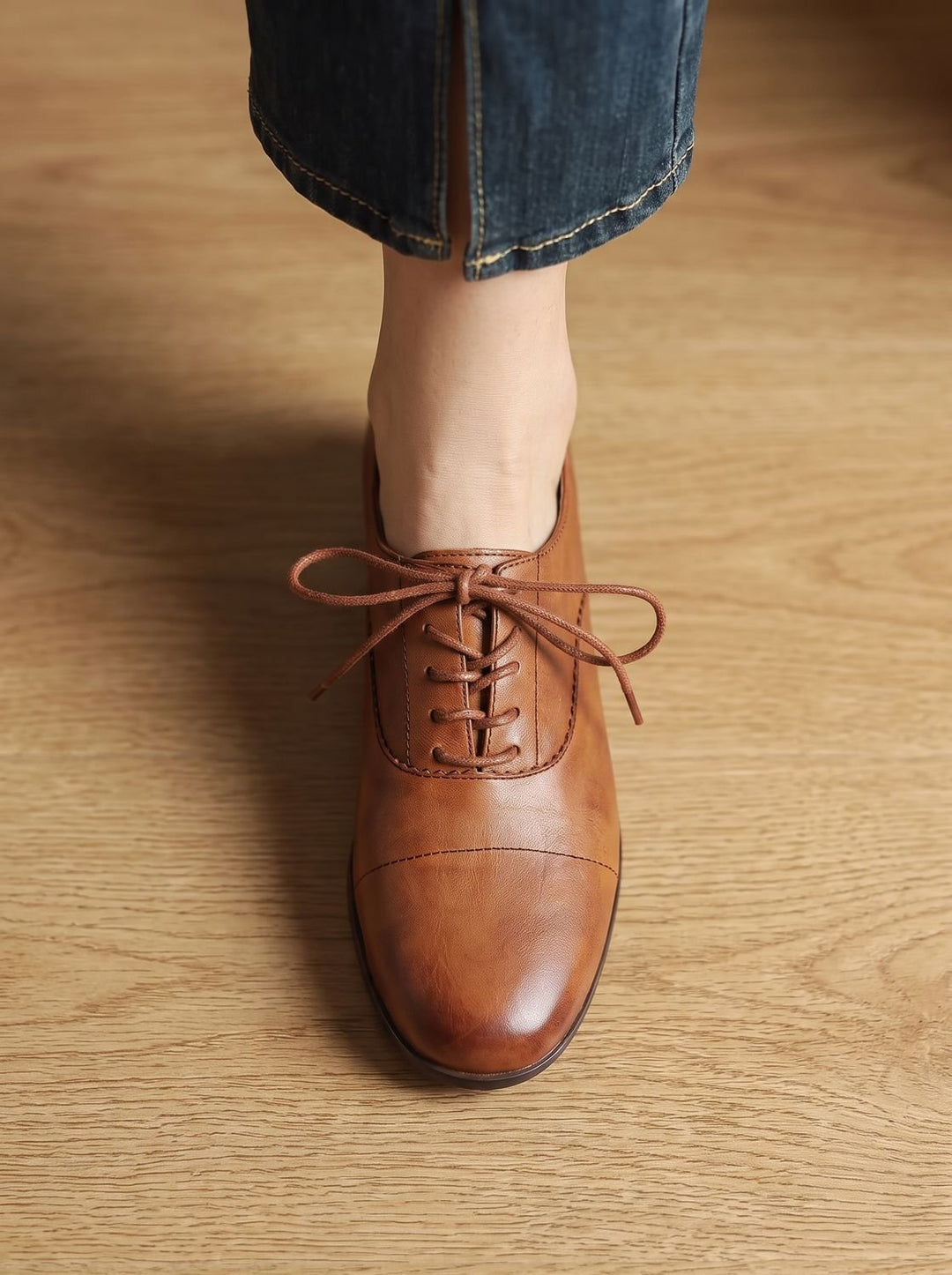 Women's Leather Lace-Up Flats, Heritage Design (4)