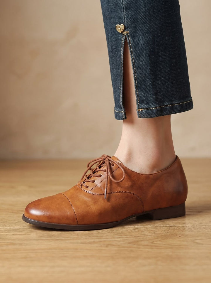 Women's Leather Lace-Up Flats, Heritage Design in Caramel