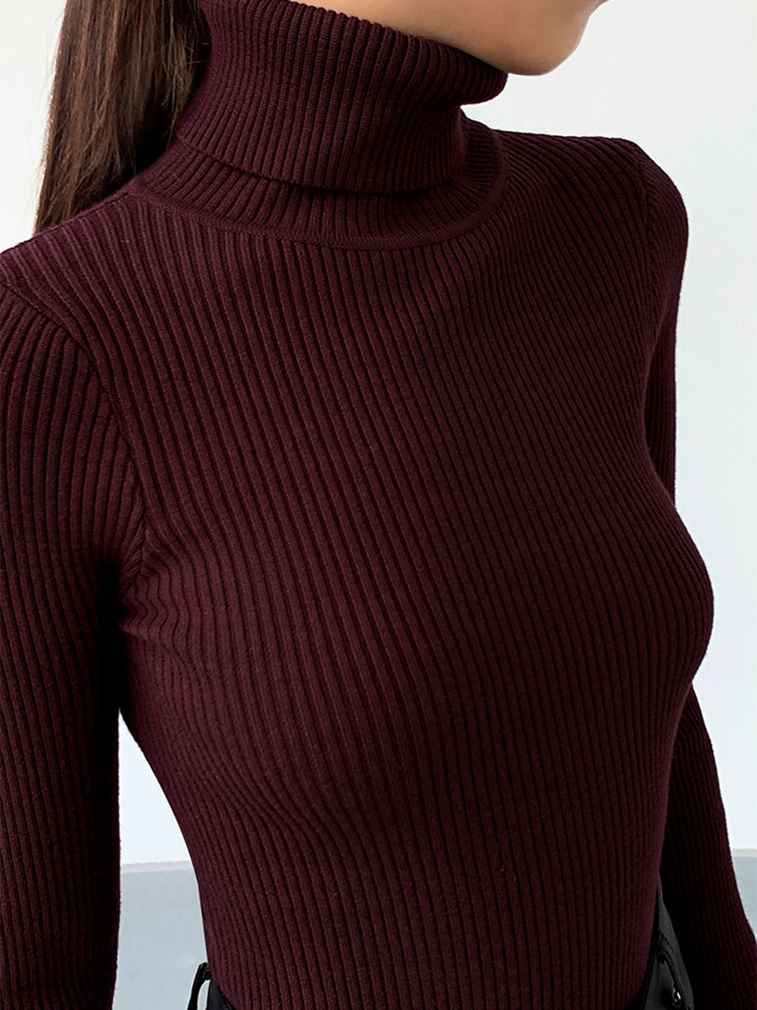 Women's Tailored Ribbed Knit Turtleneck Sweater