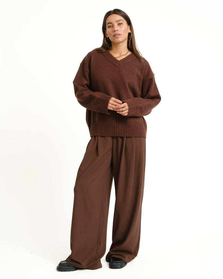 Women's Sweater V-Neck in Brown for Autumn in Brown 2