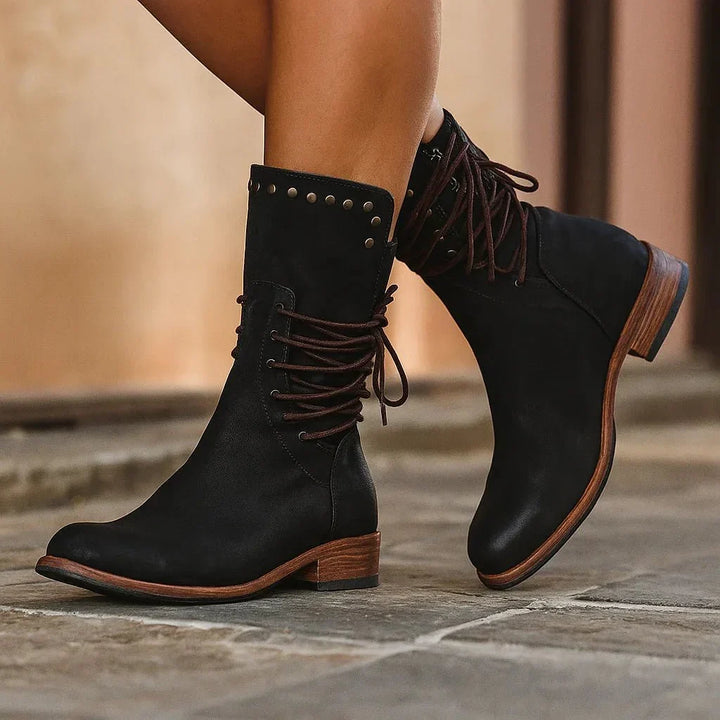 Women's Vintage Leather Boots for Fall in Black